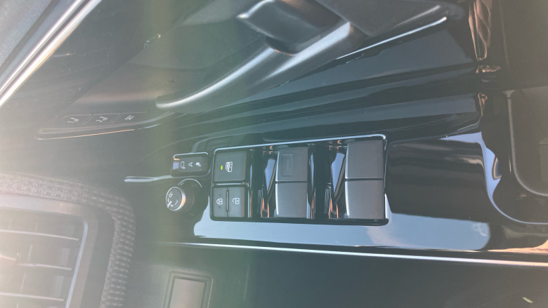 Toyota bZ4X 160kW Vision 71.4kWh 5dr Auto AWD Electric Hatchback